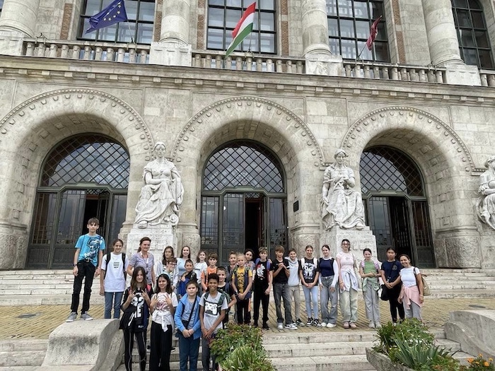 461680863_1054642916452707_9218444710065237859_n