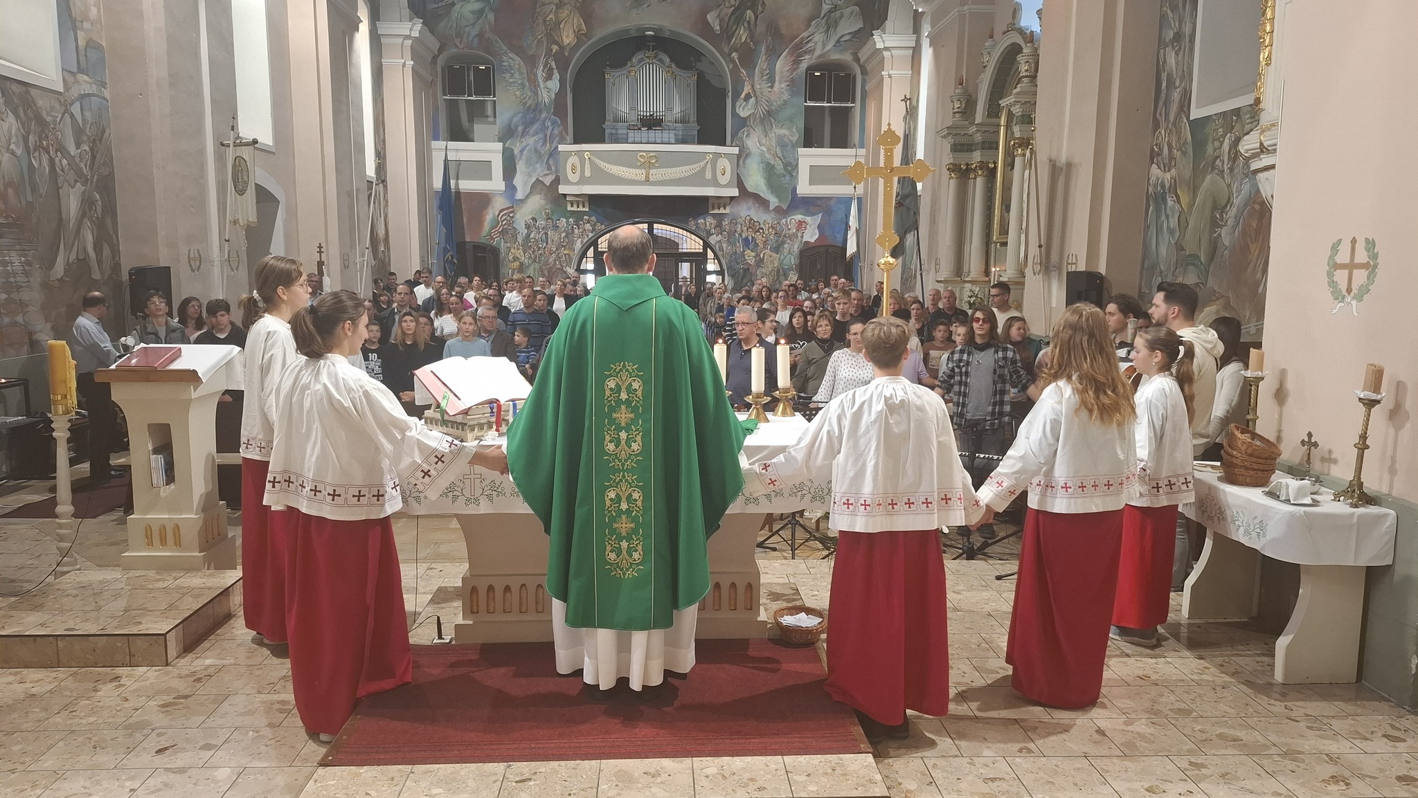 556839999_1326681119248884_7653666009634151336_n